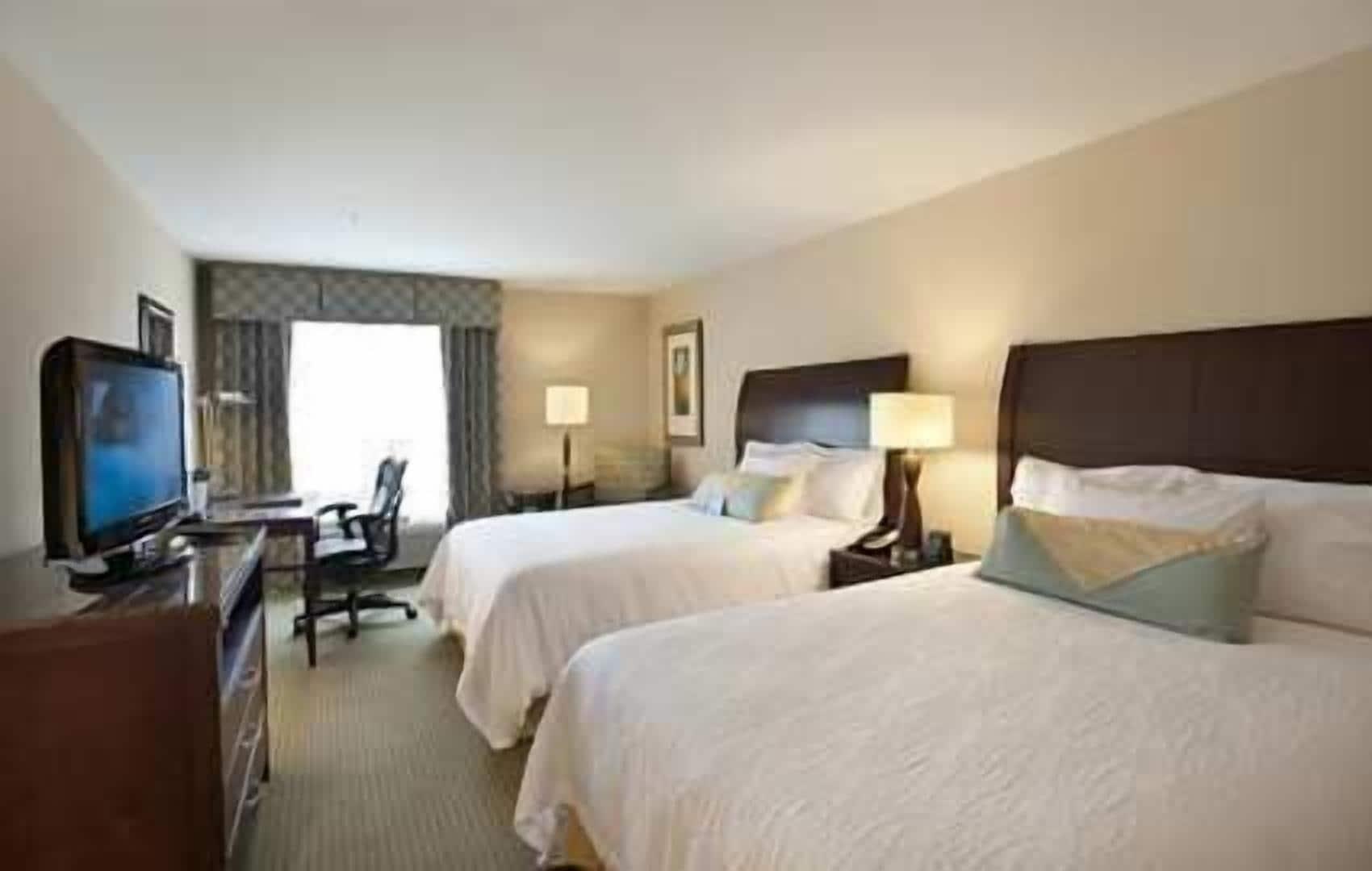 Hilton Garden Inn By Hilton Mount Laurel Exterior photo