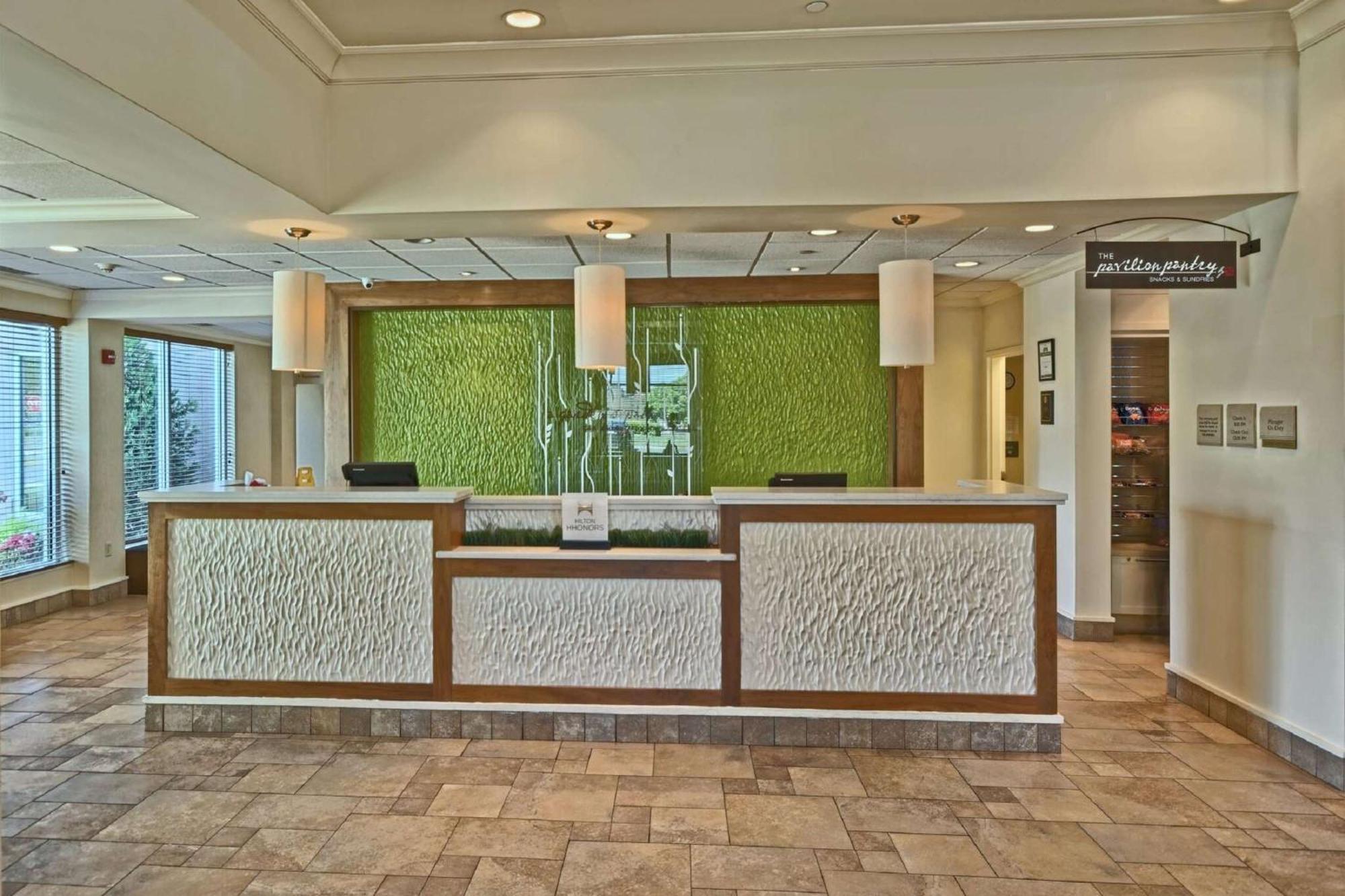 Hilton Garden Inn By Hilton Mount Laurel Exterior photo