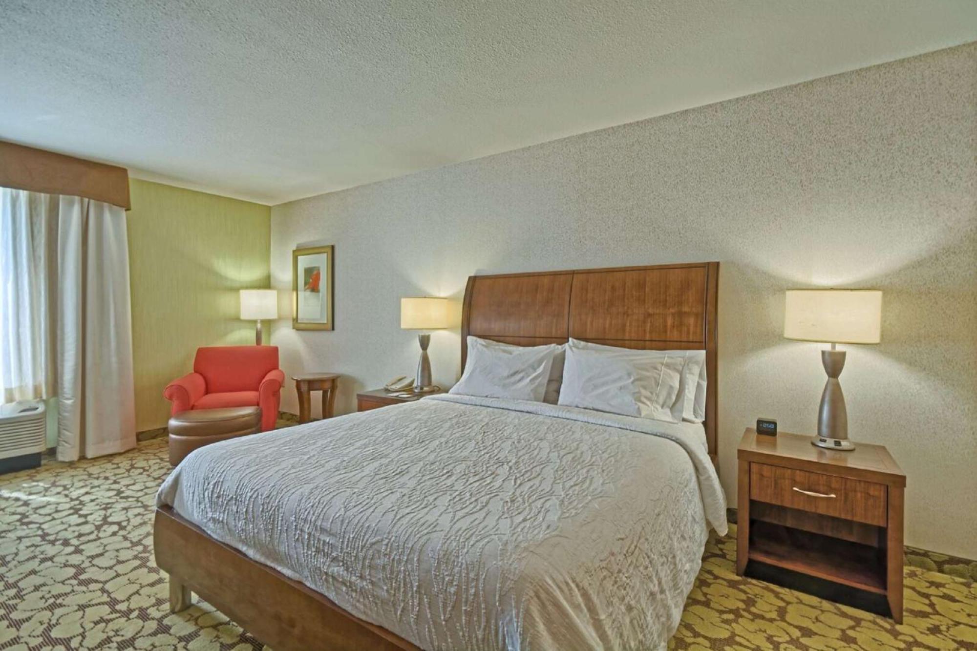 Hilton Garden Inn By Hilton Mount Laurel Exterior photo